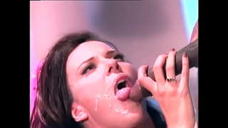 Melnais karalis un viņa viesu ir jāšanās šo badā piedauzīgo meiteni