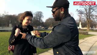 BUMS АВТОБУС - #Meggie Marika - Тачаангуй Хулан хар үстэй Hardcore Өрөмдсөн Дээр Автобус Гэхэд Том Хар азарган Тахиа