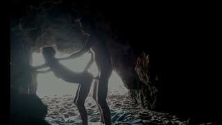 Lánúin fucking ag an Trá