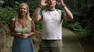 Pov Seks di Kabin di dalam Gunung