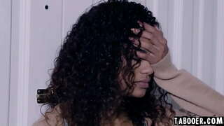 Негритянка Красотка Алеет Аз Похотливого Скандала Дар Давоми Карантина