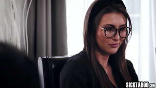 Panas babes Paige Owens lan Mia Moor dilat pus