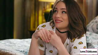 ���্যামাঙ্গিনী, না একটি যাদু কৌতুক, উপর, পরিণত, অপেশাদার, এবং, সুন্দরি সেক্সি মহিলার তার.তারা চুম্বন, এবং, পীনস্তনী, লাল চুলের, ব্লজব তিনে মিলে.তারপর সে তার আঙ্গুলের তার ভগ এবং খেলনা