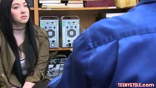 Horny, me te orotika, kanohi taiohi pornstar huaina Amillia Onika whiwhi whiua fucked by haumarutanga taata ki te nui te ure