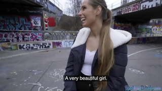 ���ਾਬੇ ਅਸਲ ਵਿੱਚ ਲੋੜ ਹੈ, ਪਰ ਪੈਸੇ ਦੇਣ ਲਈ ਹੈ ਲੂੰਡ ਮੂਹ ਚ ਜਨਤਕ ਵਿਚ