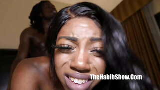 кристал ягодицы тощать камеронконго миниатюрный уродина форест Купер менән би-би-си