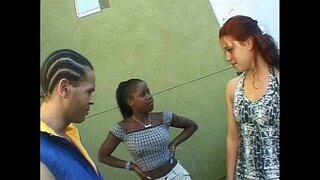 Jake steed కొద్దిగా తెలుపు కోడిపిల్లలు లిటిల్ Red డెవిల్