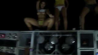 Tira, non Paredão da Ismael son Fest car m.