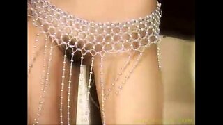 ���ೃತ್ಯ ಒಂಟಿ ಹುಡುಗಿ ಉತ್ತಮ a4U - Lincy Leaw