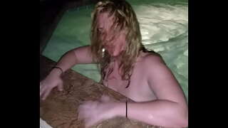 ���აკუზი გოგონა