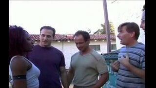 сексуальный межрасовый минет берсе кара агачтан