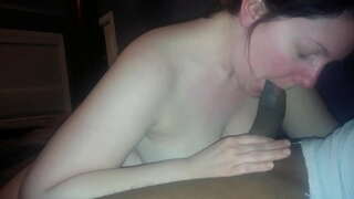 Gruaja e parë dhe e zezë karin