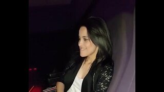 Үҙе уйнай, үҙе видео менән ххх кинотеатреххх videos