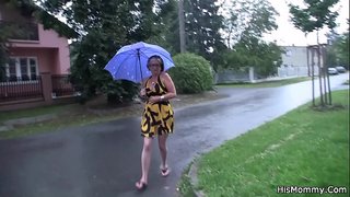 Reife Mutter und teen Lesben liebäugelt einander