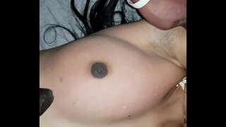 Maheswari krūšu un padušu fuck, ko tēvocis