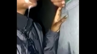 באָמבע טאָכעס טין בלאָוודזשאָב טייל.1(www.freekaleekz.com)