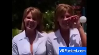 Sinh Đôi đóng và Tinh