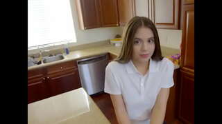 Eleva este Fututa și Vine În