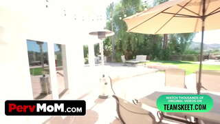 איך סקרוד מיין סטעפּמאָם און קרימד איר לאָך