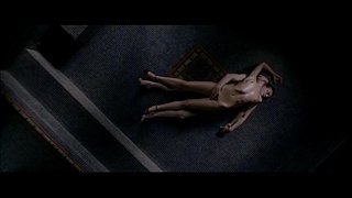 Olga kurylenko scena di sesso