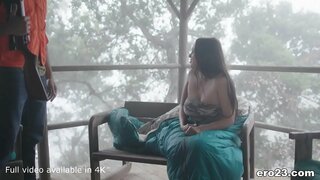 Barna Kiránduló baszva a verandán