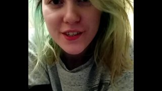 Knabino cums por daddy