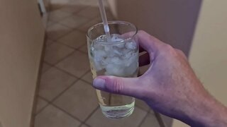 Jei kalė gauna staigmena myžti d. ir myli ji